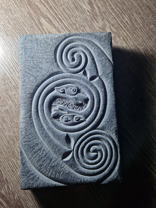 Spiralling Celtic Hounds